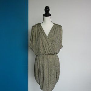 Black Halo A Line Dress Sleeveless V Neck Lined Stretch (Black, Gold)